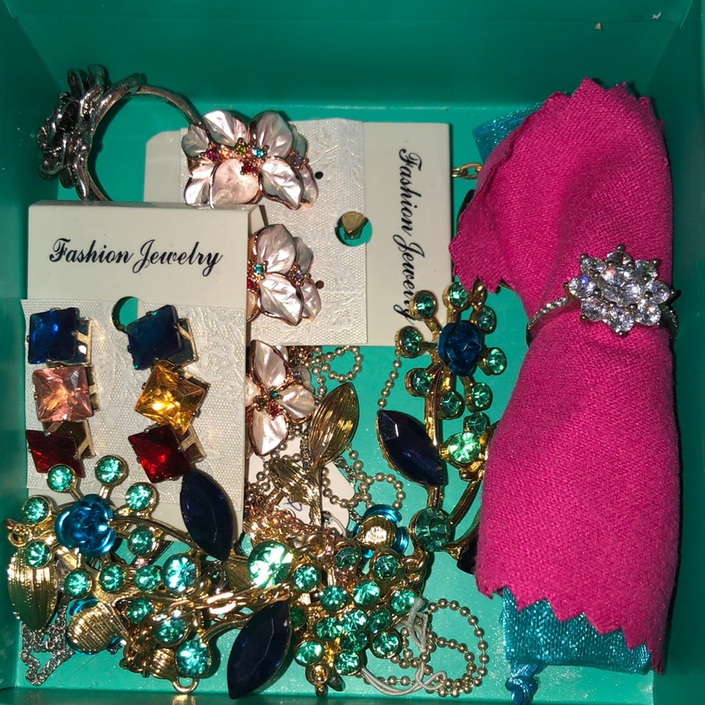 Bulk sale! Resale value $200. Great gift also